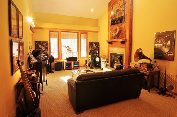 Showroom Picture